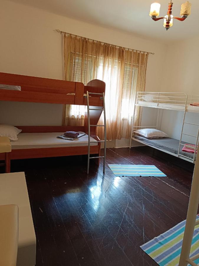 Rooms Macho Men สปลิท ภายนอก รูปภาพ